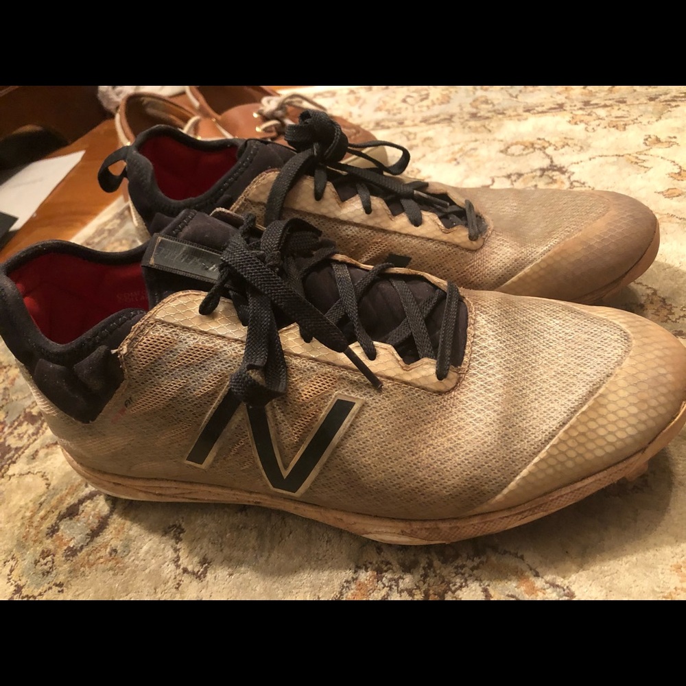 new balance metal baseball cleats